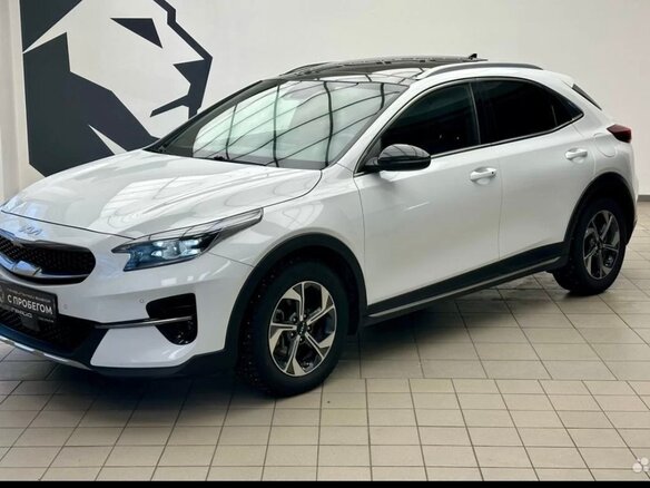2021 Kia XCeed I, белый, 2500000 рублей