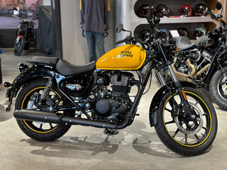 2025 Royal Enfield Meteor, жёлтый, 500000 рублей, вид 1