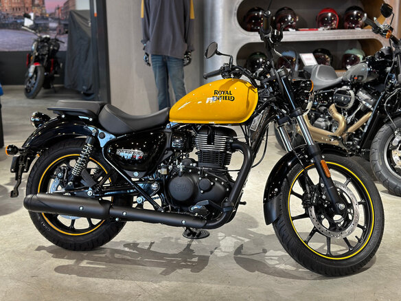 2025 Royal Enfield Meteor, жёлтый, 500000 рублей