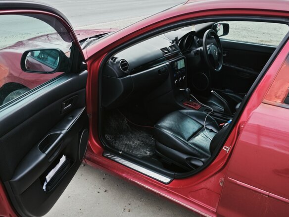 2004 Mazda 3 I (BK), красный, 500000 рублей - вид 17