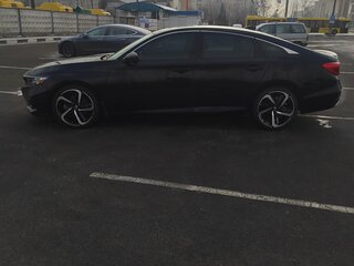 2022 Honda Accord X Рестайлинг, чёрный, 1800000 рублей, вид 3