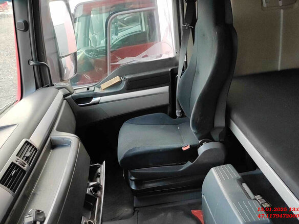 2012 MAN TGX, красный, 2800000 рублей - вид 14