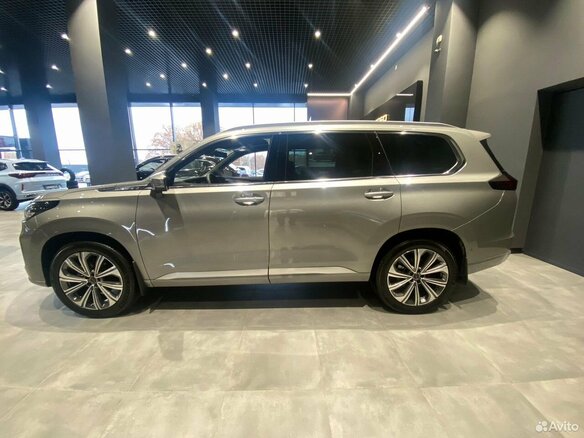 2024 Exeed VX I Рестайлинг, серебристый, 5530000 рублей - вид 4
