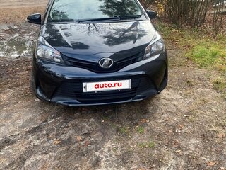 2016 Toyota Vitz III (XP130) Рестайлинг, чёрный, 1100000 рублей, вид 1