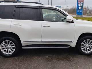 2015 Toyota Land Cruiser Prado 150 Series Рестайлинг 1, белый, 4000000 рублей, вид 1
