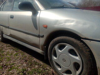 1998 Mitsubishi Carisma I, серый, 120000 рублей, вид 4
