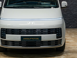 2026 Hyundai Staria I Рестайлинг, белый, 7450000 рублей, вид 3