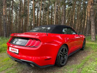 2018 Ford Mustang VI Рестайлинг, белый, 2450000 рублей, вид 5