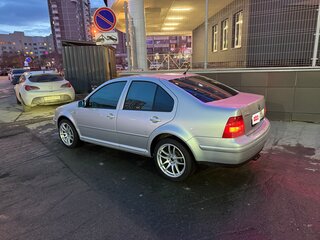 2001 Volkswagen Bora I, белый, 369000 рублей, вид 3