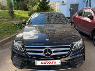 2017 Mercedes-Benz E-Класс 220 d V (W213, S213, C238), чёрный, 2700000 рублей, вид 2