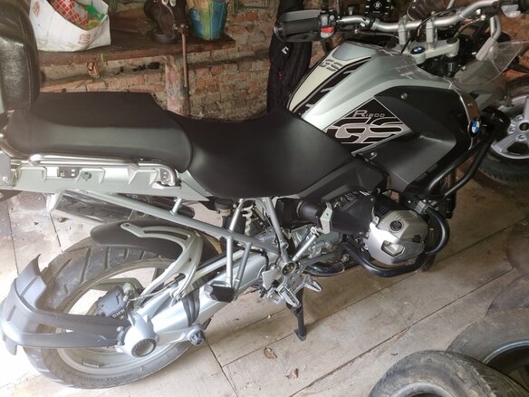 2012 BMW R 1200 GS, серебристый - вид 1