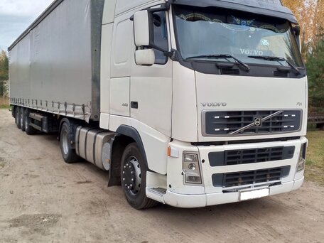 2007 Volvo FH, белый, 3550000 рублей, вид 3