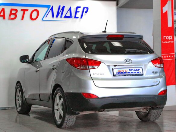 2012 Hyundai ix35 I, серебристый - вид 2
