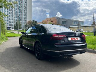 2017 Volkswagen Passat (North America and China) I Рестайлинг, чёрный, 2250000 рублей, вид 4