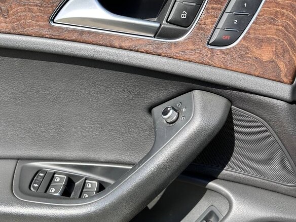 2015 Audi A6 IV (C7) Рестайлинг, серый, 1850000 рублей - вид 15