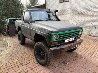 1984 Nissan Patrol III (K160, K260), красный, 499000 рублей, вид 3