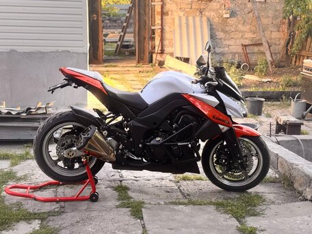 2011 Kawasaki Z 1000, белый, 850000 рублей, вид 2
