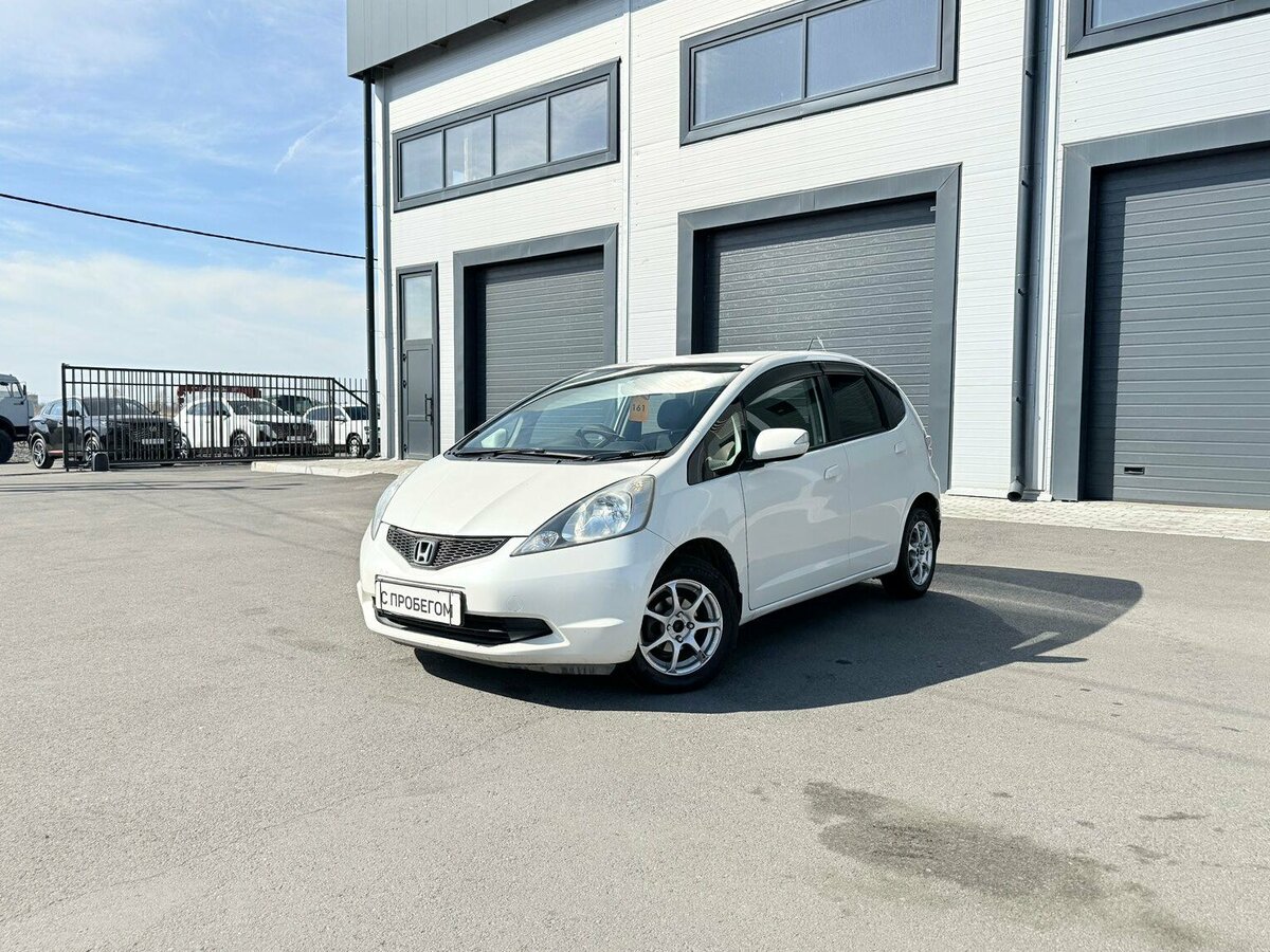 Открыть фотографии: Honda Fit II