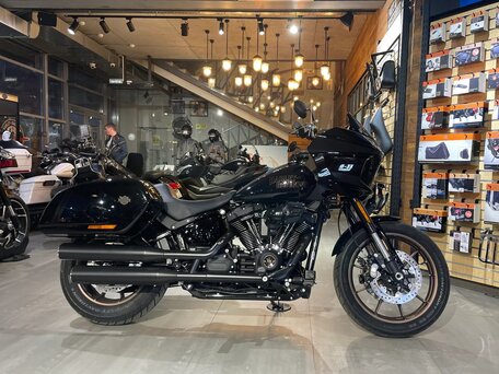2024 Harley-Davidson Low Rider ST, чёрный, 3450000 рублей, вид 1