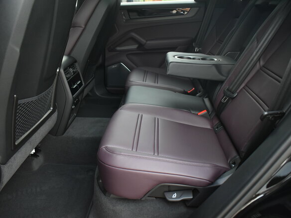 2026 Porsche Cayenne GTS III Рестайлинг, чёрный, 26490000 рублей - вид 20