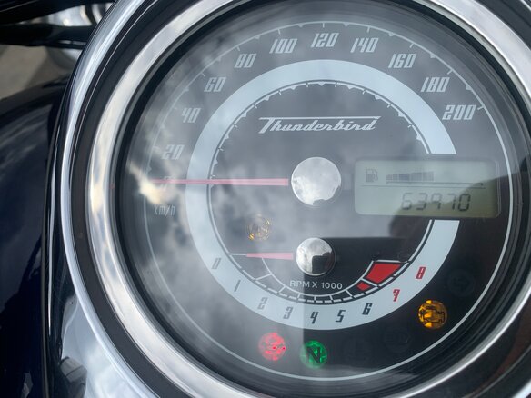 2010 Triumph Thunderbird 1600, синий, 775000 рублей - вид 8