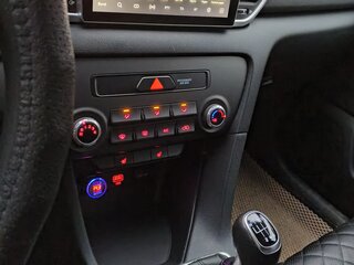 2019 Kia Sportage IV Рестайлинг, белый, 2570000 рублей, вид 3