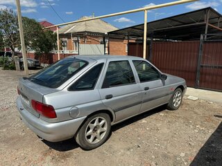 1997 Ford Escort V Рестайлинг 2, серебристый, 215000 рублей, вид 4