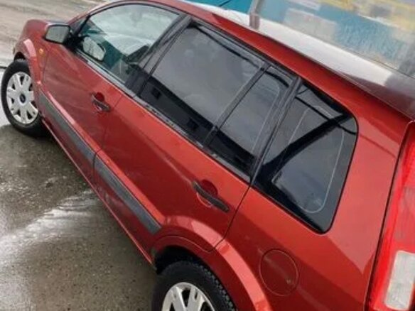 2006 Ford Fusion I Рестайлинг, красный, 570000 рублей - вид 5