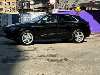 2019 Audi Q8 50 TDI I (4M), чёрный, 6600000 рублей, вид 5