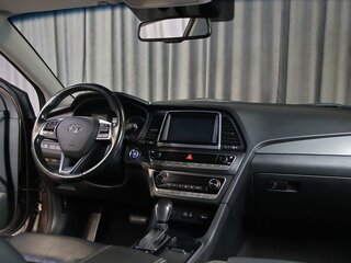 2017 Hyundai Sonata VII (LF) Рестайлинг, коричневый, 1499000 рублей, вид 5