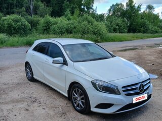 2014 Mercedes-Benz A-Класс 200 III (W176), белый, 1700000 рублей, вид 1