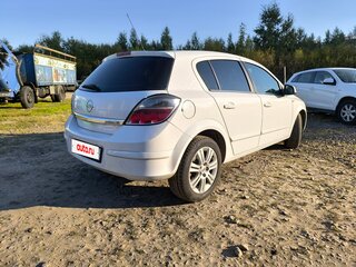 2010 Opel Astra H Рестайлинг, белый, 470000 рублей, вид 5