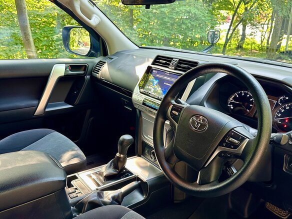2019 Toyota Land Cruiser Prado 150 Series Рестайлинг 2, чёрный, 5050000 рублей - вид 12
