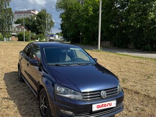 2016 Volkswagen Polo V Рестайлинг, синий, 740000 рублей, вид 2
