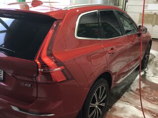 2018 Volvo XC60 II, красный, 3600000 рублей, вид 4