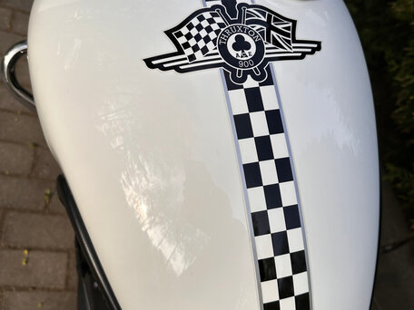 2015 Triumph Thruxton, белый, 1137000 рублей, вид 5
