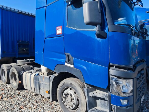 2018 Renault T-Series, синий, 2800000 рублей - вид 2