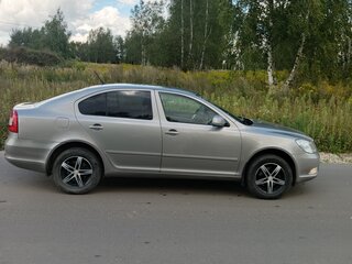 2012 Skoda Octavia II (A5) Рестайлинг, бежевый, 590000 рублей, вид 2