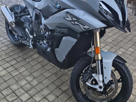 2021 BMW S 1000 XR, серый, 1800000 рублей, вид 2