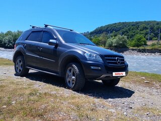 2009 Mercedes-Benz M-Класс 350 II (W164) Рестайлинг, серый, 900000 рублей, вид 2