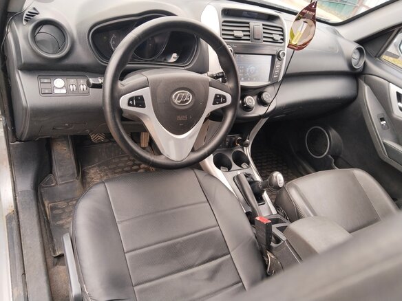 2013 Lifan X60 I, серебристый, 440000 рублей - вид 15