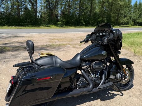 2023 Harley-Davidson Electra Glide, чёрный, 2250000 рублей, вид 5