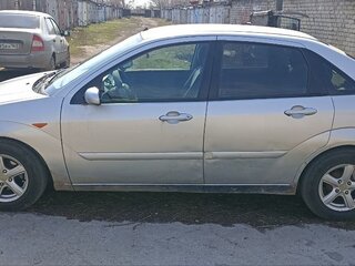2005 Ford Focus I Рестайлинг, серебристый, 185000 рублей, вид 3