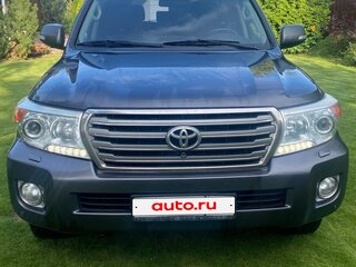2013 Toyota Land Cruiser 200 Series Рестайлинг 1, серый, 3500000 рублей, вид 1