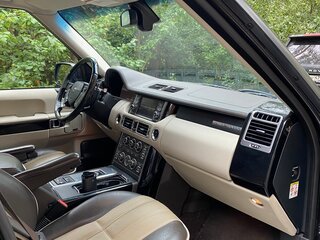 2011 Land Rover Range Rover III Рестайлинг 2, коричневый, 2700000 рублей, вид 5