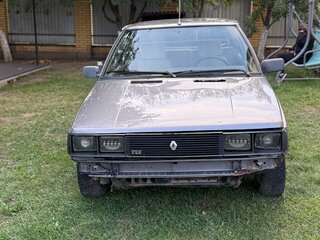 1984 Renault 11, серый, 200000 рублей, вид 1