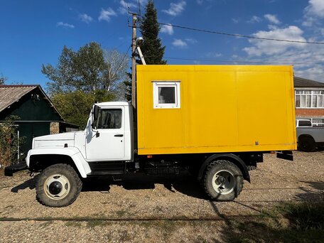 2017 ГАЗ 3308, белый, 2500000 рублей, вид 2
