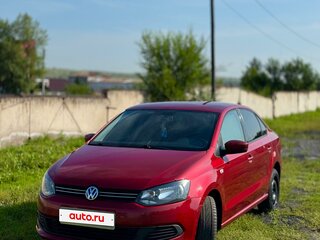 2013 Volkswagen Polo V, красный, 750000 рублей, вид 1