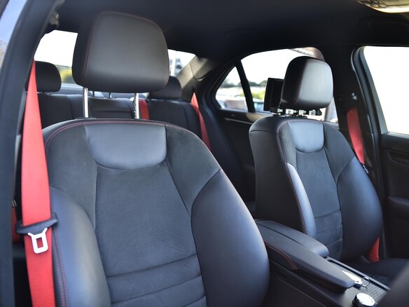 2012 Mercedes-Benz C-Класс 180 BlueEFFICIENCY III (W204) Рестайлинг, чёрный - вид 15