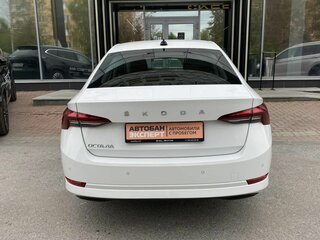 2021 Skoda Octavia IV (A8), белый, 2699000 рублей, вид 5